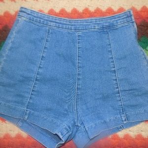 High waisted denim short